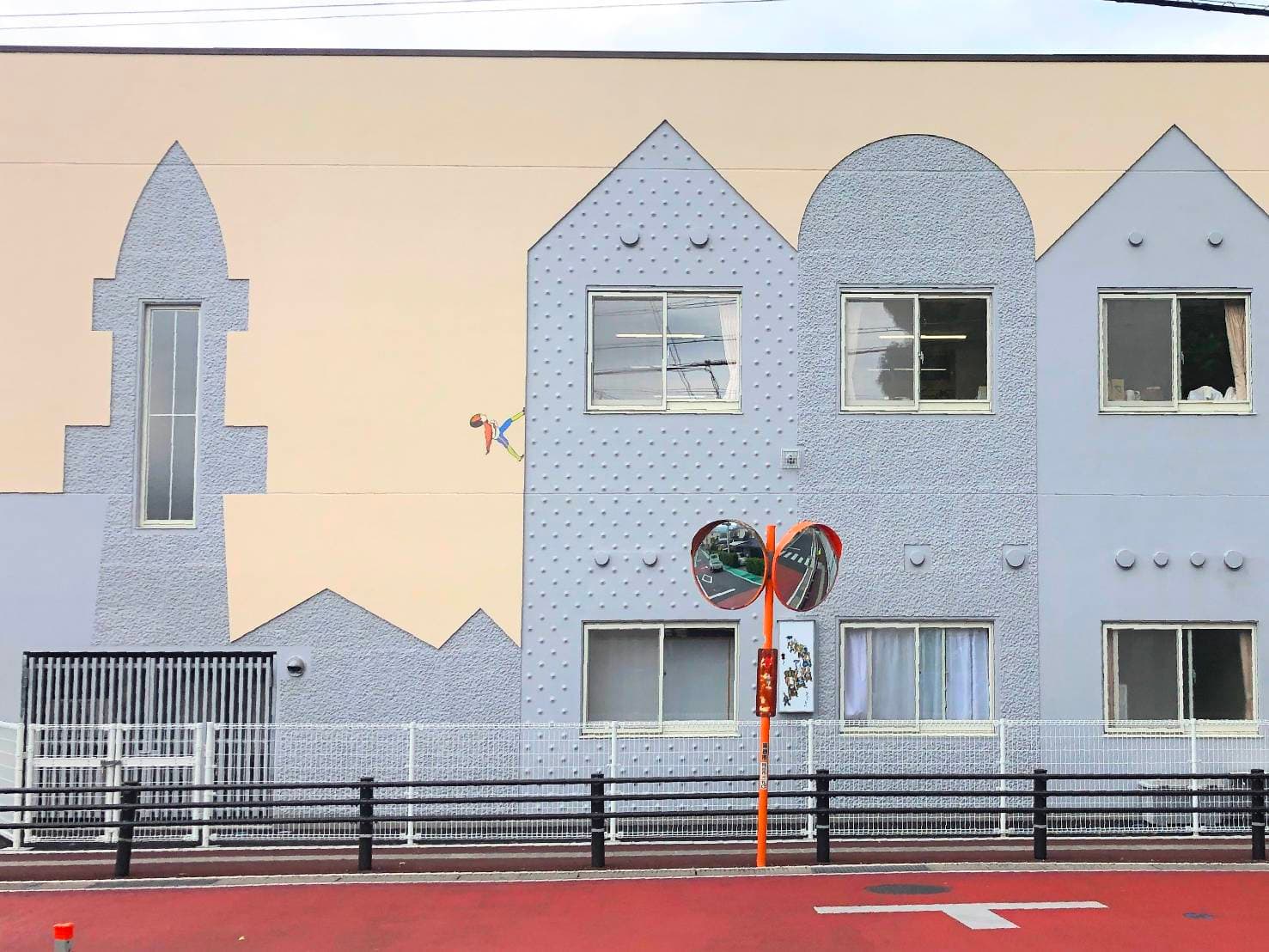 保育園(岡谷市) RCレリーフ